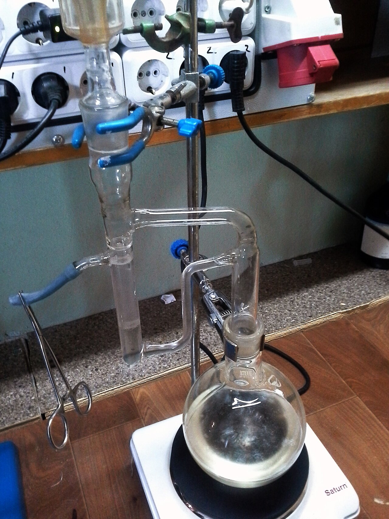 Dean–Stark apparatus